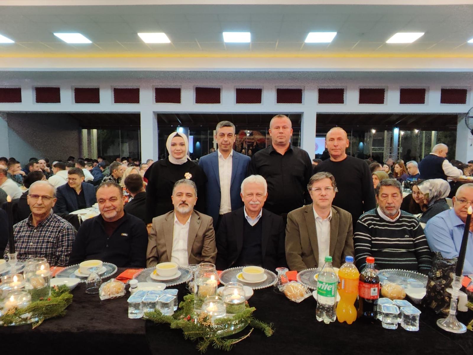 GENEL BA�KANIMIZ RAMAZAN G�LPOLAT�TAN G�NENL� S�T VE S�T �R�NLERݒNE Z�YARET VE A�LE YEME��